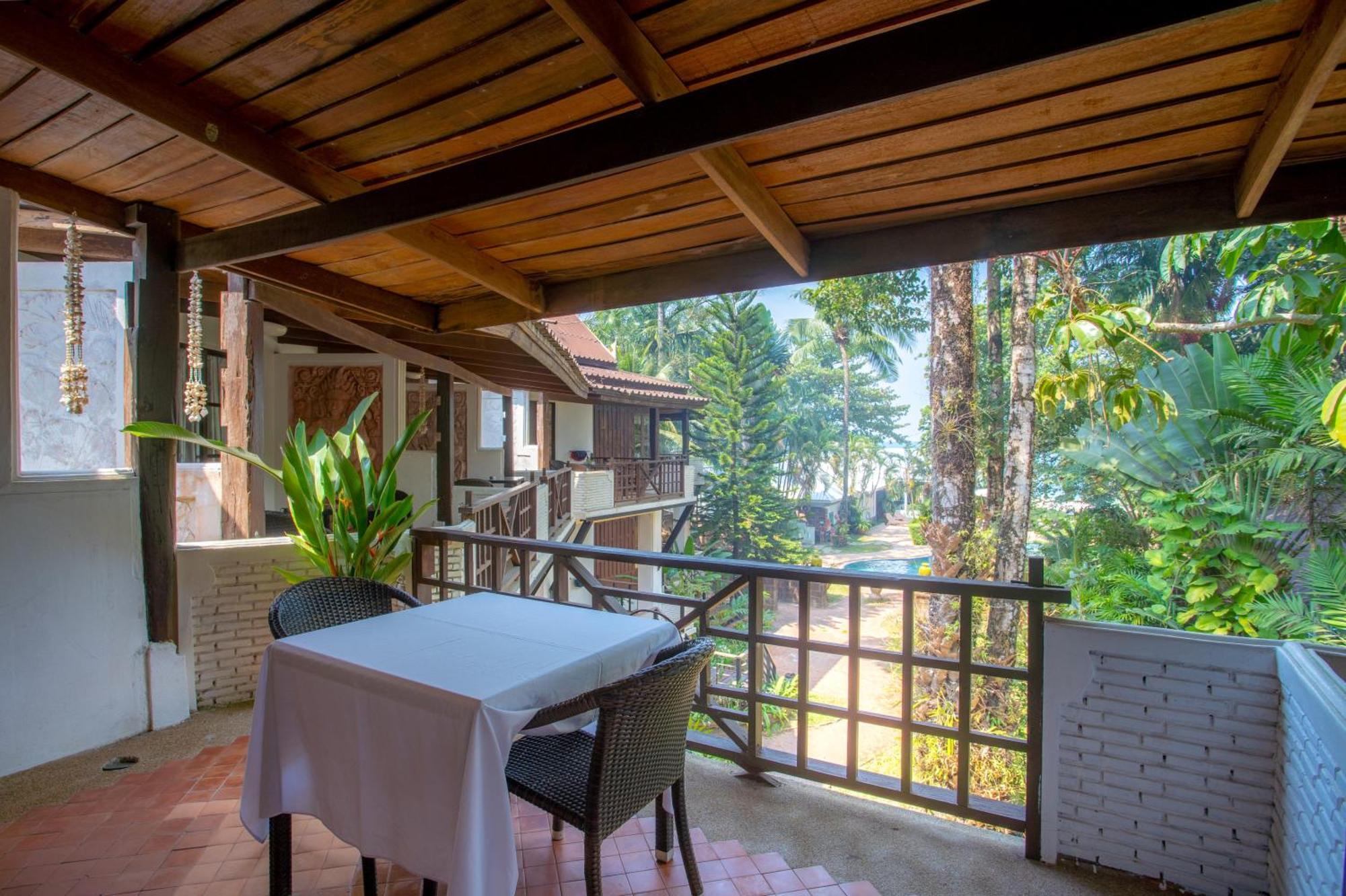 Koh Chang Cliff Beach Resort Room photo